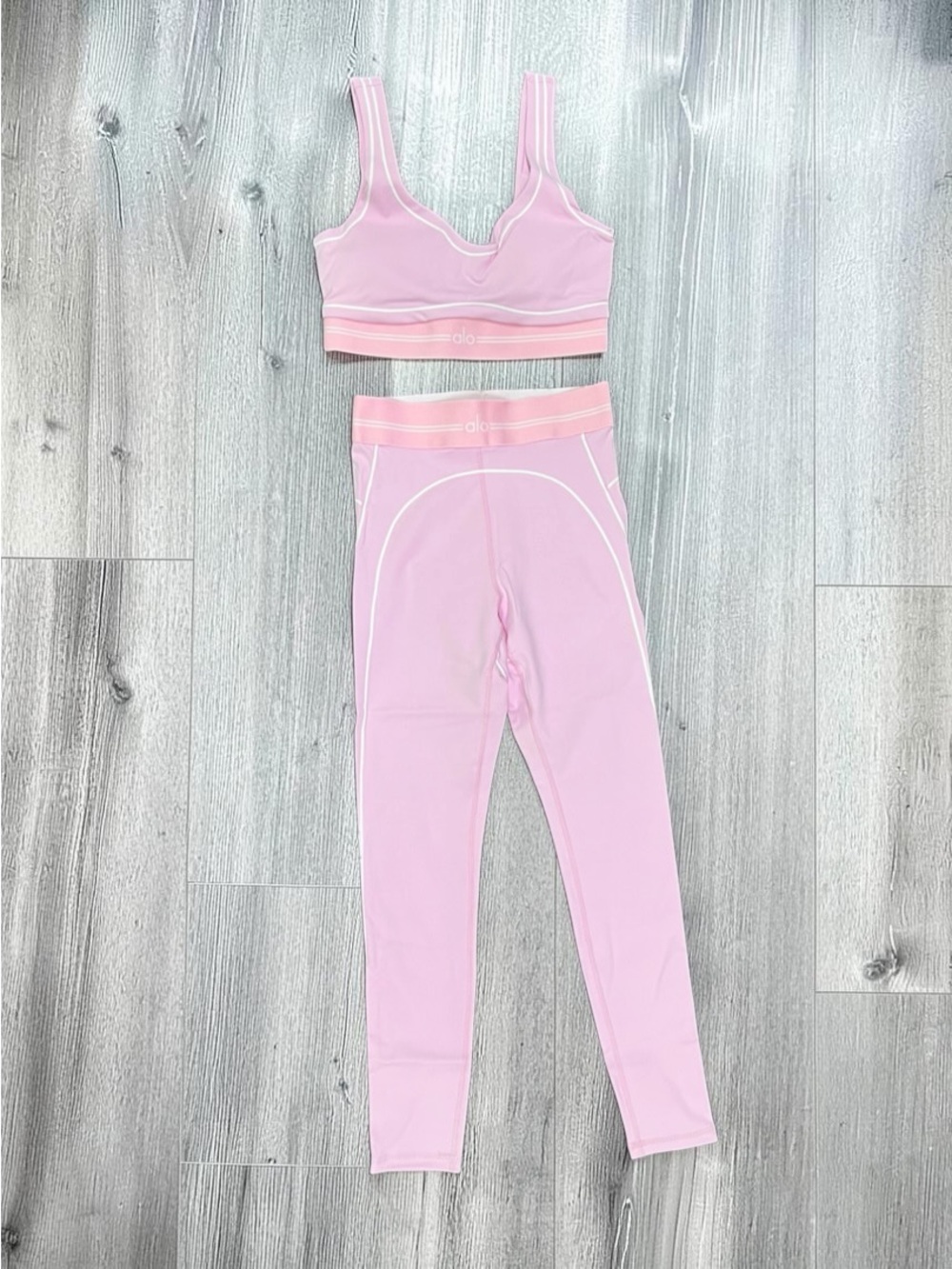 Alo Yoga Pink Sports Bra & High Waist Leggings Set Size Small
